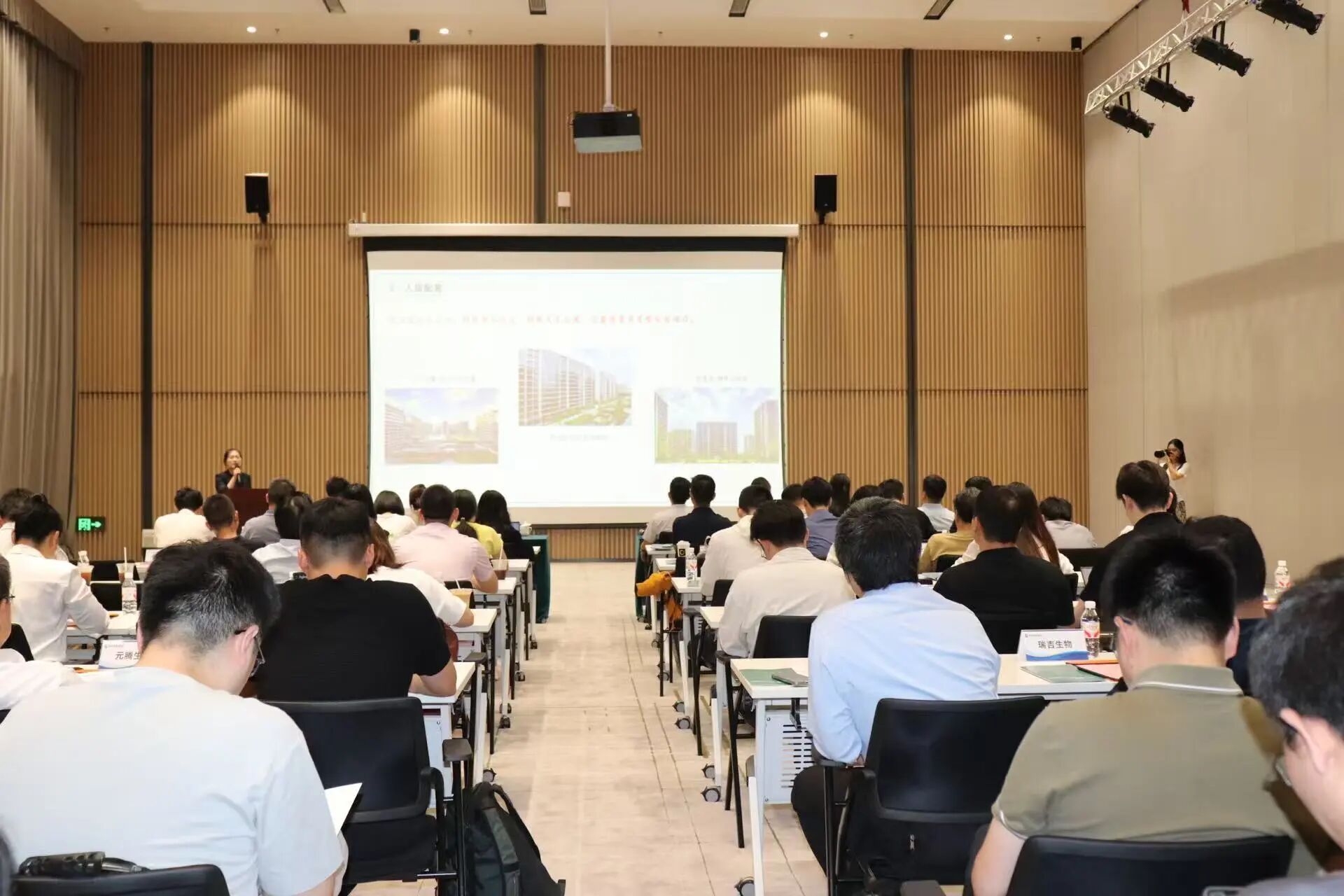 4d0d18abff37e4265156f067ca9385a4.jpeg 4d0d18abff37e4265156f067ca9385a4.jpeg